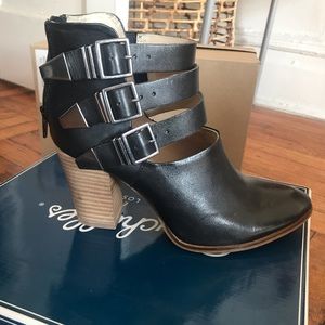 *negotiable* Seychelles Haywire booties